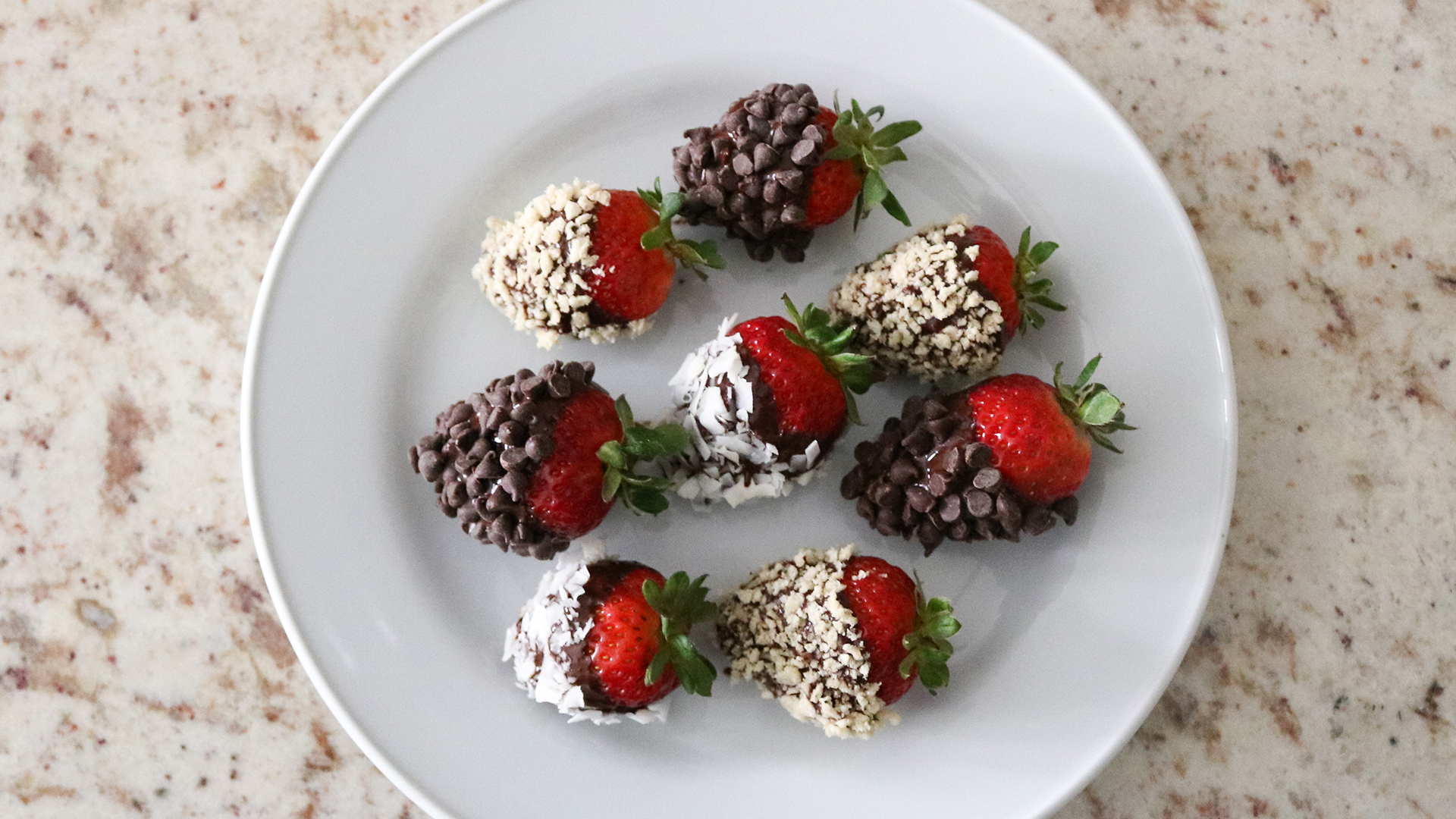 Chocolate Covered Strawberries - Simply 7 SnacksSimply 7 Snacks
