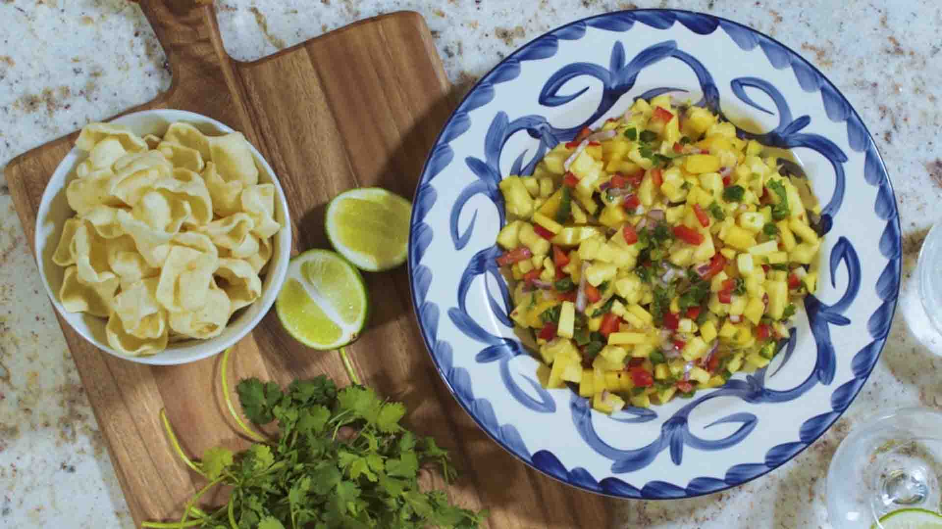 Pineapple Mango Salsa - Simply 7 SnacksSimply 7 Snacks